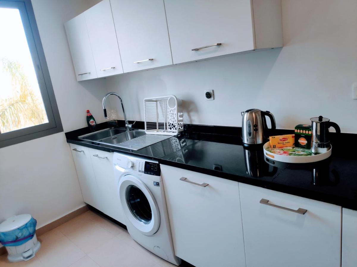 La Marina Luxury Apartment Fully Furnished Free Wifi, High Standard Residence, Amazing Prime Location Close To Restaurants, Transport, Beach And Bouregreg River Salé Eksteriør billede