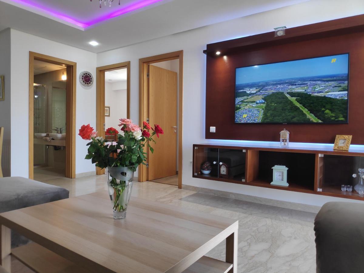 La Marina Luxury Apartment Fully Furnished Free Wifi, High Standard Residence, Amazing Prime Location Close To Restaurants, Transport, Beach And Bouregreg River Salé Eksteriør billede
