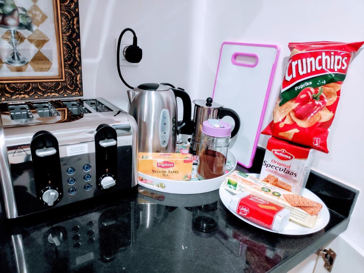 La Marina Luxury Apartment Fully Furnished Free Wifi, High Standard Residence, Amazing Prime Location Close To Restaurants, Transport, Beach And Bouregreg River Salé Eksteriør billede