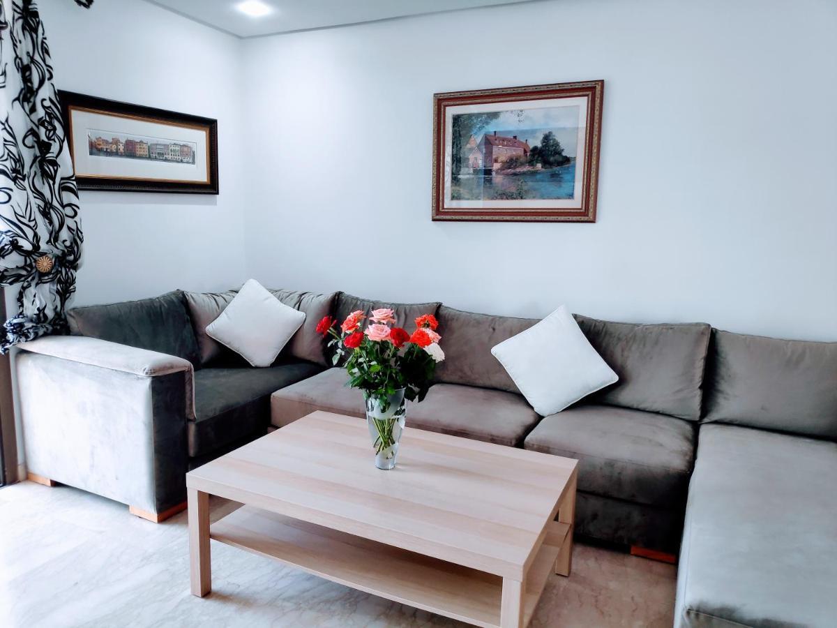 La Marina Luxury Apartment Fully Furnished Free Wifi, High Standard Residence, Amazing Prime Location Close To Restaurants, Transport, Beach And Bouregreg River Salé Eksteriør billede